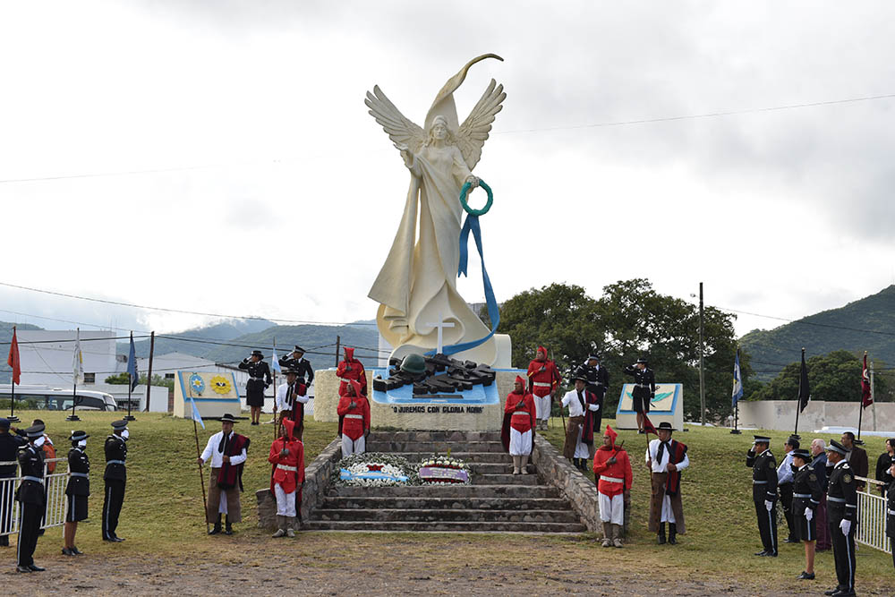 Salta conmemora el Día del Veterano y de los Caídos en la Guerra de Malvinas