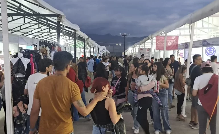 Multitudinario arranque de la Expo Ciudad: más de 250 mil salteños disfrutaron del primer día