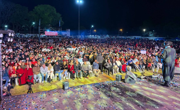 Las Lajitas vibró con una multitud en el Festival Nacional del Gaucho
