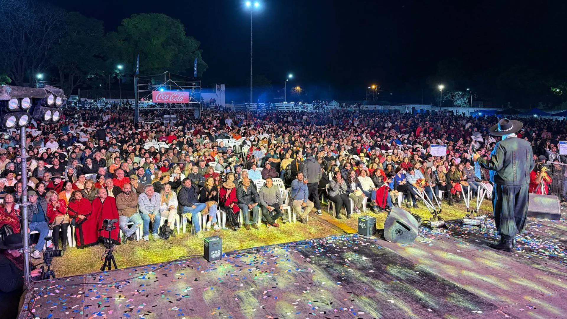 Las Lajitas vibró con una multitud en el Festival Nacional del Gaucho
