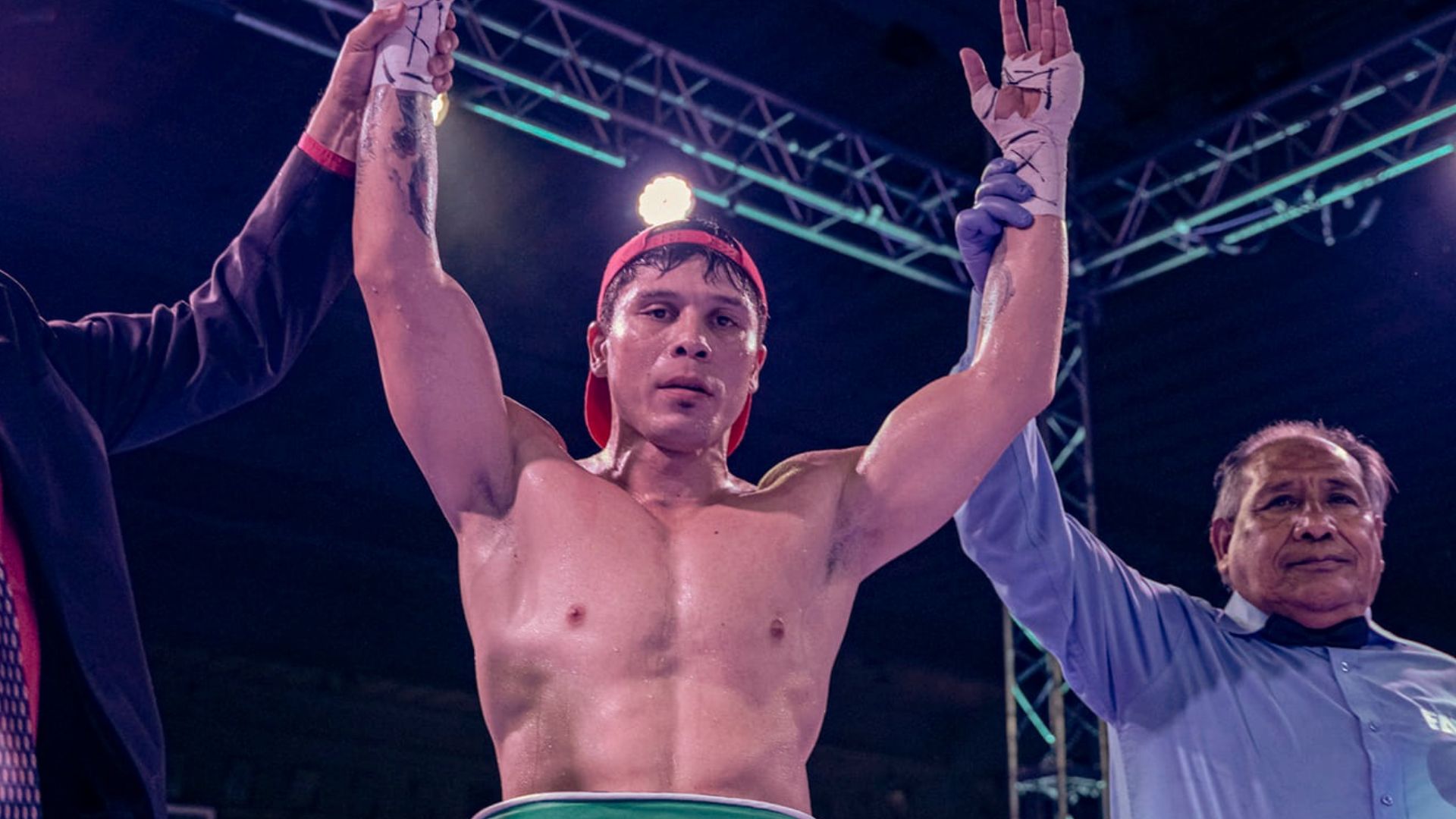 Durval Palacio va por todo en una pelea clave en el Delmi