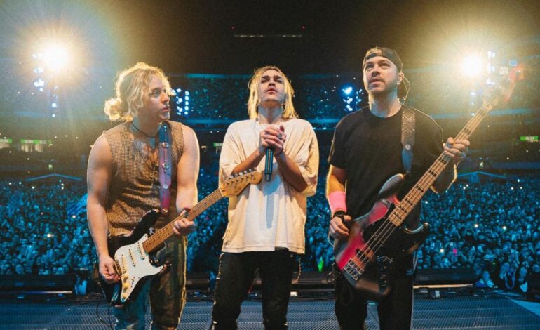 Airbag hace historia en Salta: tres funciones agotadas y un reencuentro esperado