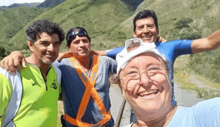 Comenzó la peregrinación histórica que une Perú con la Catedral de Salta