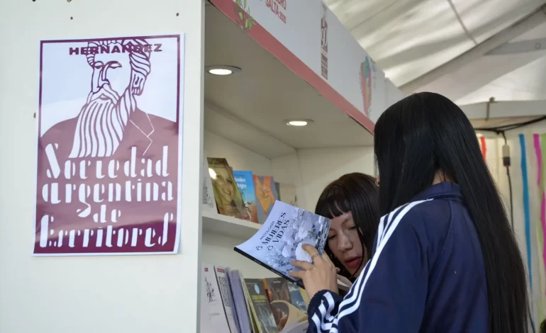 Un sábado de historias, debates y arte en movimiento en la Feria del Libro de Salta