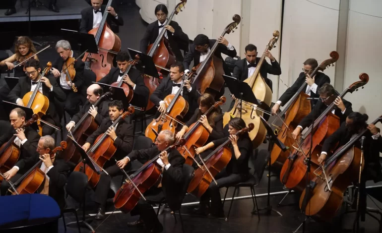 Mozart, Schumann y un estreno sinfónico mundial