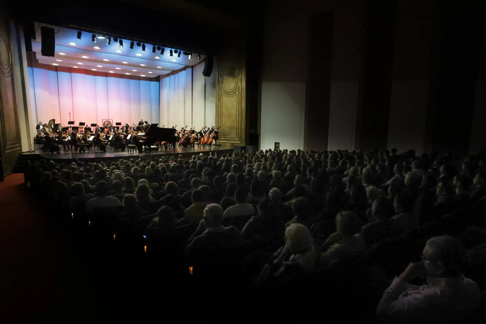 El sonido de las mejores historias llega al Teatro Provincial Juan Carlos Saravia