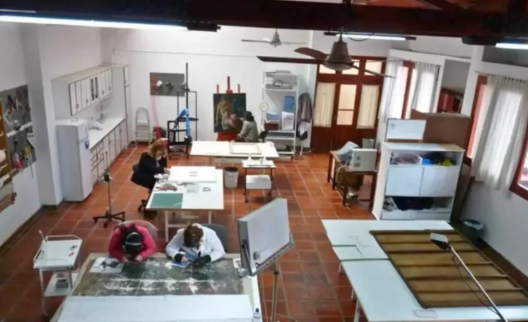 Restauradores del NOA y Sudamérica se capacitan en la técnica Mist-Lining en Salta