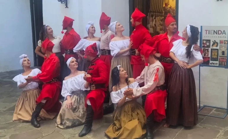 “Diseños Tramados” deslumbró con arte africano y danza en el Explora Salta