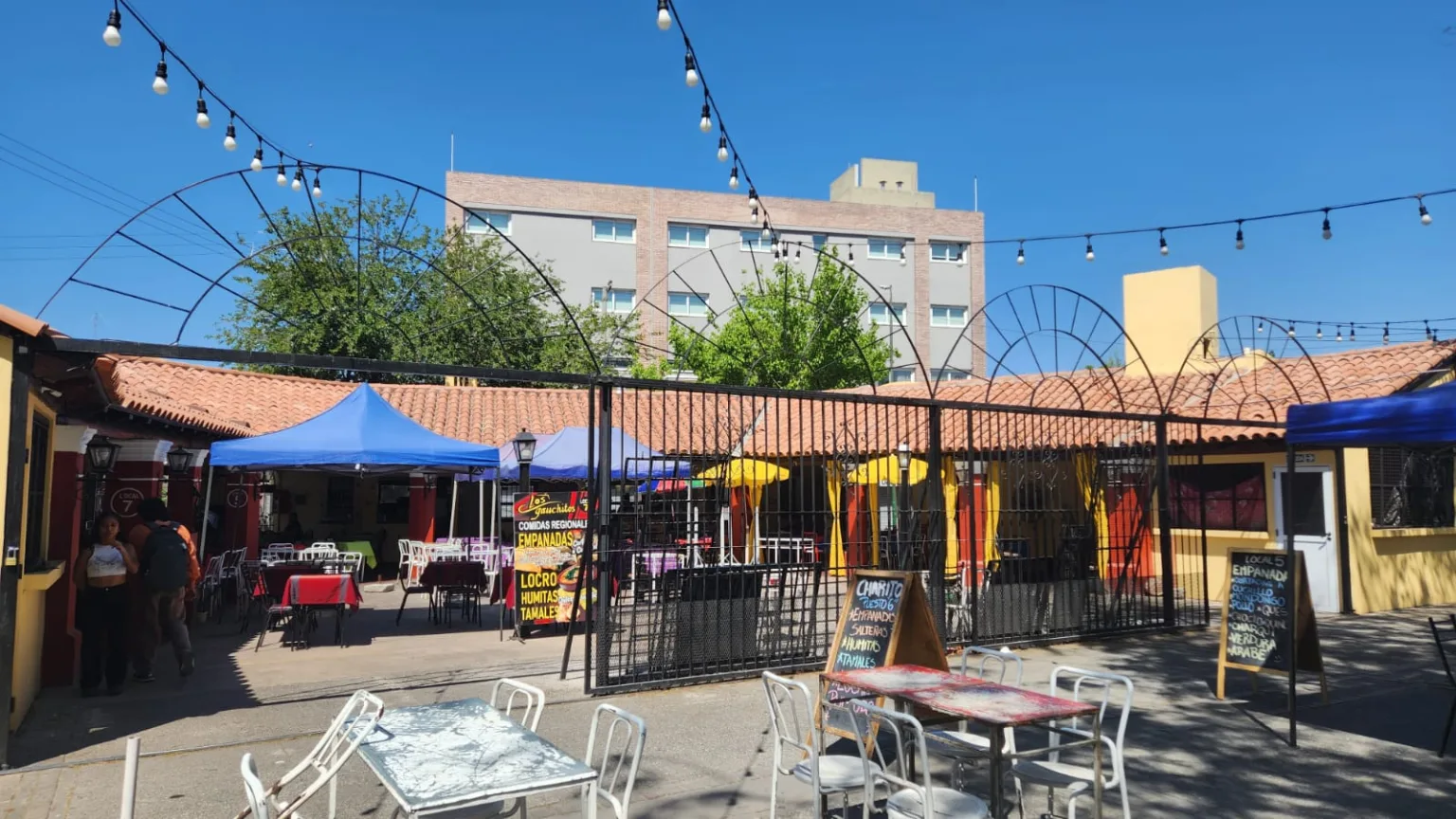 El ‘Patio de las Empanadas’ te espera con promos especiales