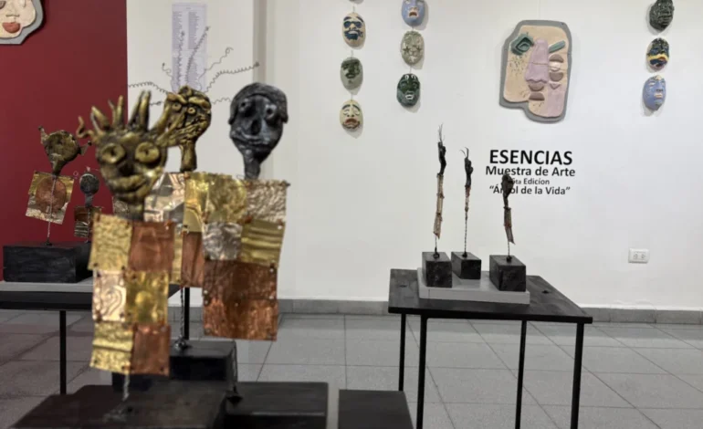 Muestra «Esencia» de Arbol de la Vida