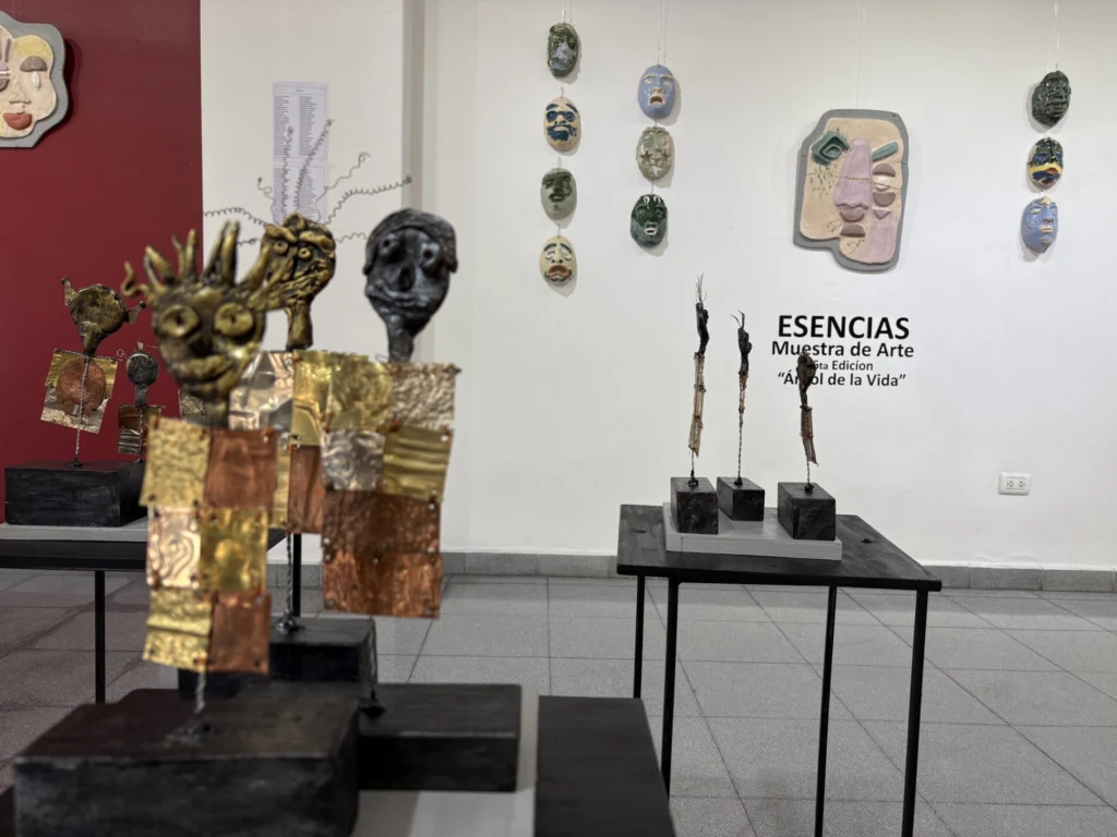 Muestra «Esencia» de Arbol de la Vida