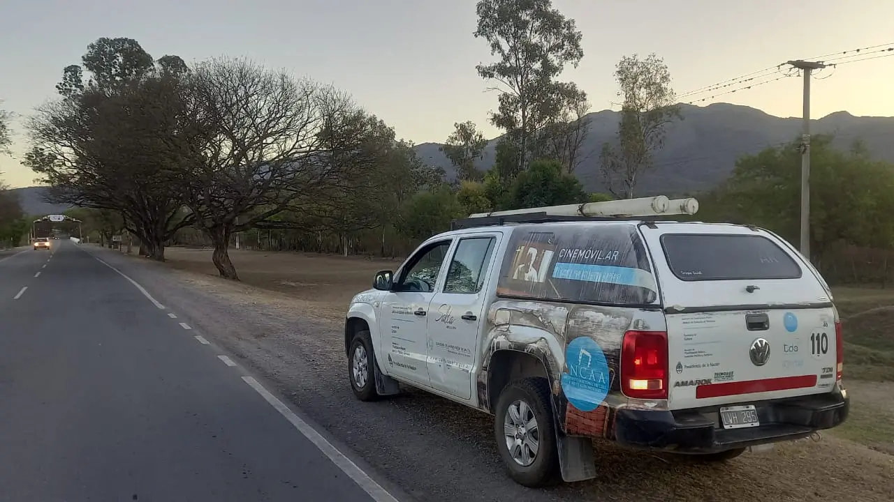El Cine Móvil visita Vaqueros para despedir un año en el que recorrió 11.195 km