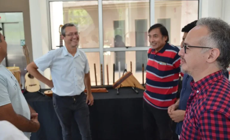 La lutería salteña reune a artesanos y músicos en un cierre de año que refuerza la identidad y las manifestacion culturales