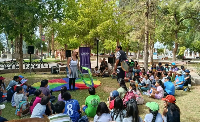 Risas, circo y coplas: propuestas culturales que recorren la Provincia