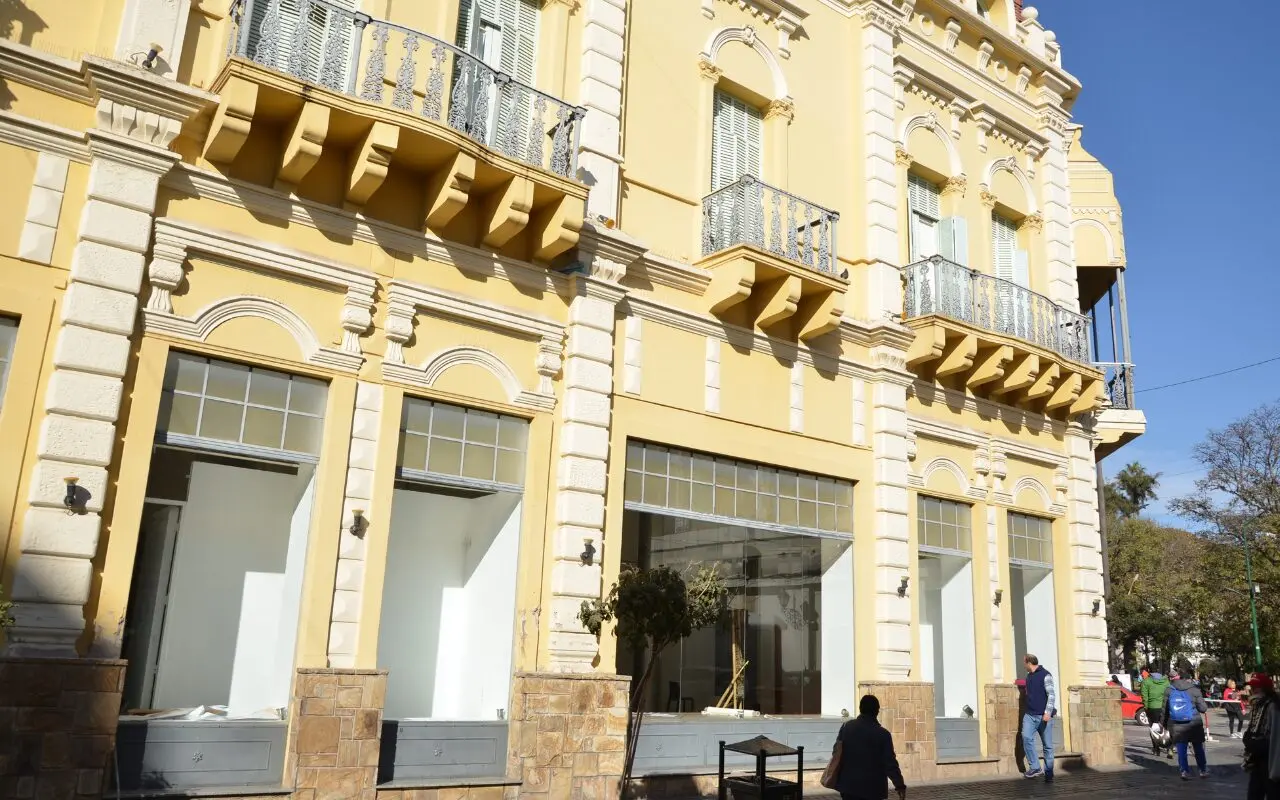 El museo de Salta propone una formación para fortalecer el criterio humano en la creación cultural frente al avance de la IA