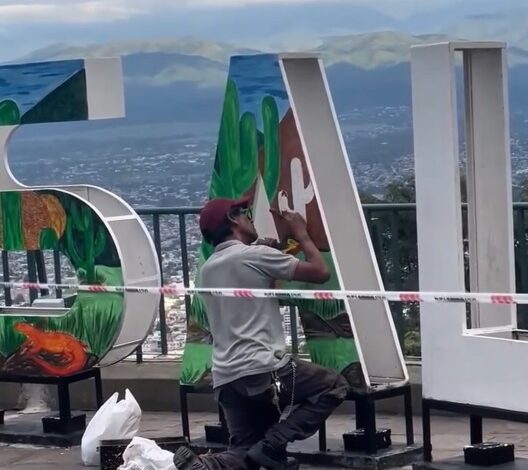 Pintaron el cartel de Salta en la cima del cerro San Bernardo