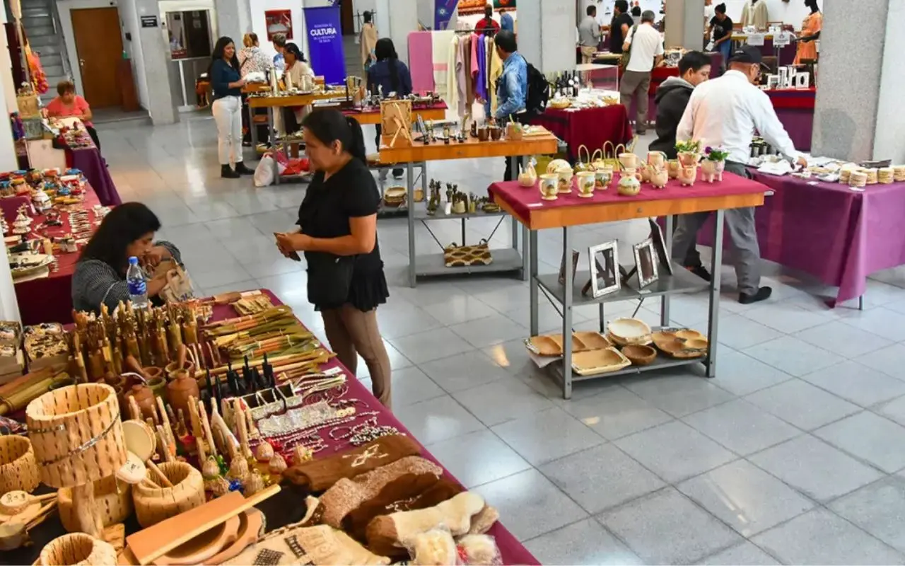 Feria “Pascua Artesanal” en la Casa de la Cultura