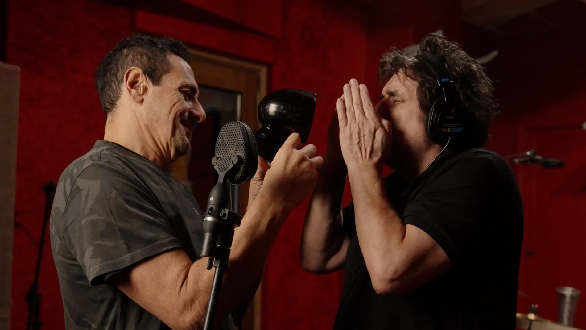 Divididos lleva su documental “Sonidos, Barro y Piel” a la Usina este domingo