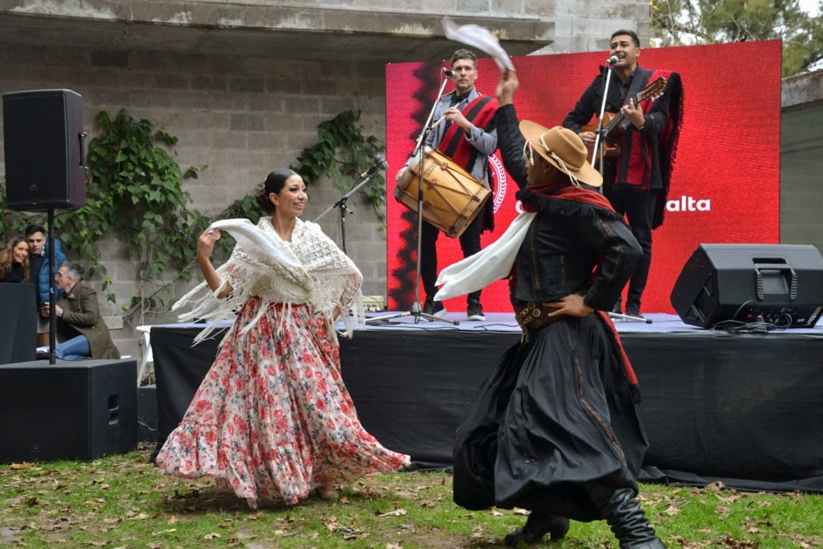 El folklore causa furor en todos lados