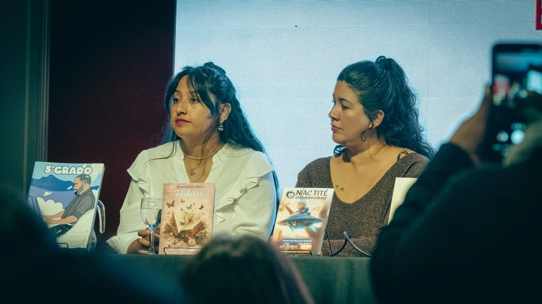 La palabra en escena: intensa agenda de autores salteños en la Feria del Libro