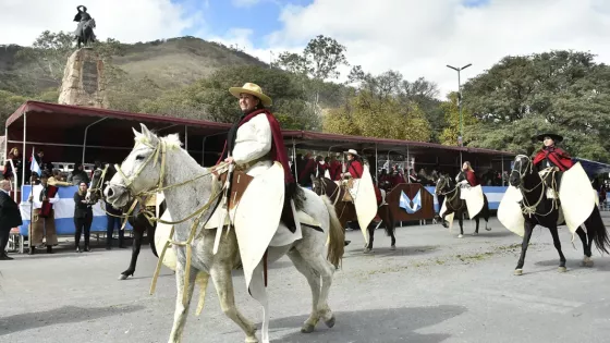 Salta conmemora el 205° aniversario del paso a la inmortalidad del General Martín Miguel de Güemes