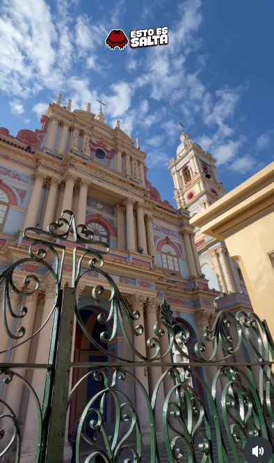 Hay monumentos que hay que ver con atención, y la Iglesia de la Viña es uno de ellos