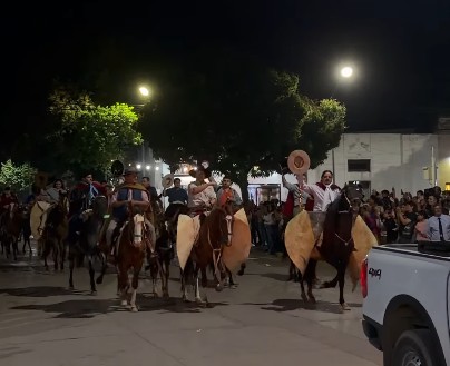 Orán recibió a los valientes gauchos de Humahuaca